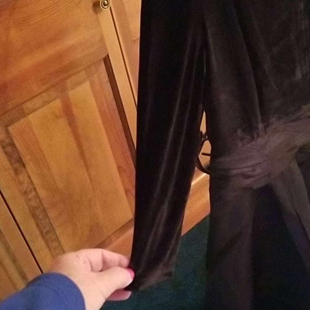 Dress - Picture 3 of 8